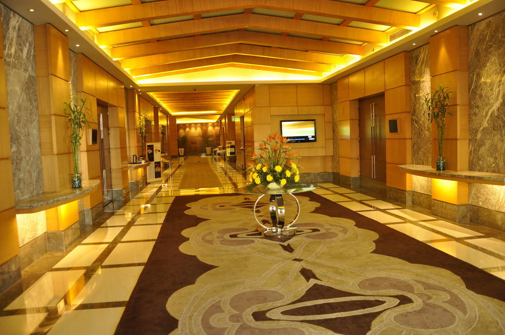 Radisson Blu Suites Gurgaon Bagian luar foto